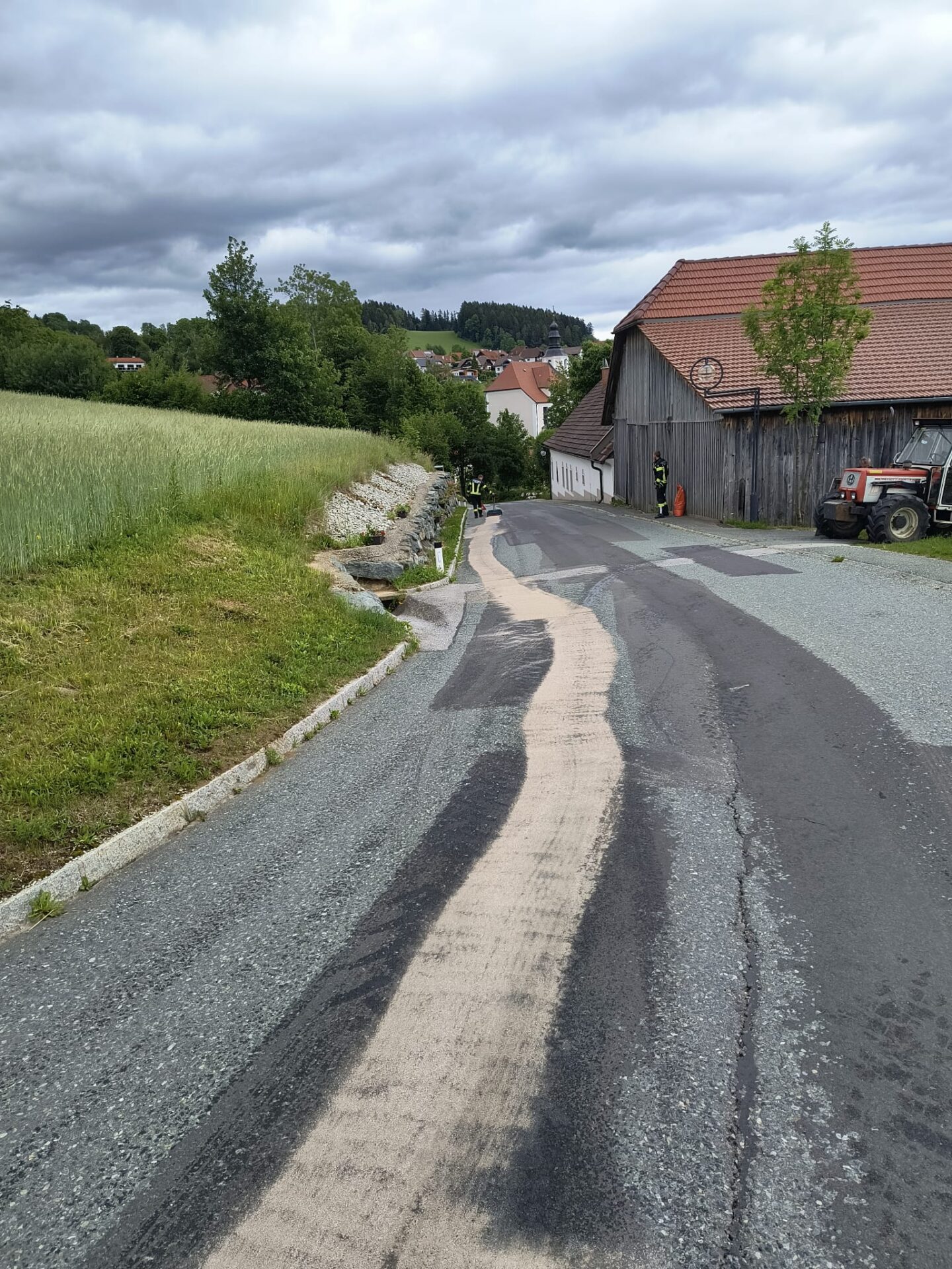 12.06.2026 – Ölbindearbeiten